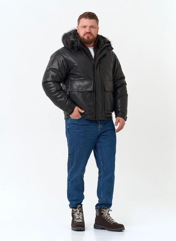 Мужской пуховик из натуральной кожи с мехом енота на капюшоне фото
