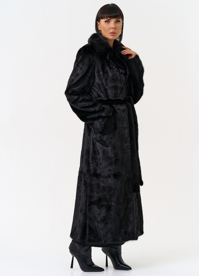 Длинная шуба из меха норки в черном цвете модель № 28080 в рассрочку
