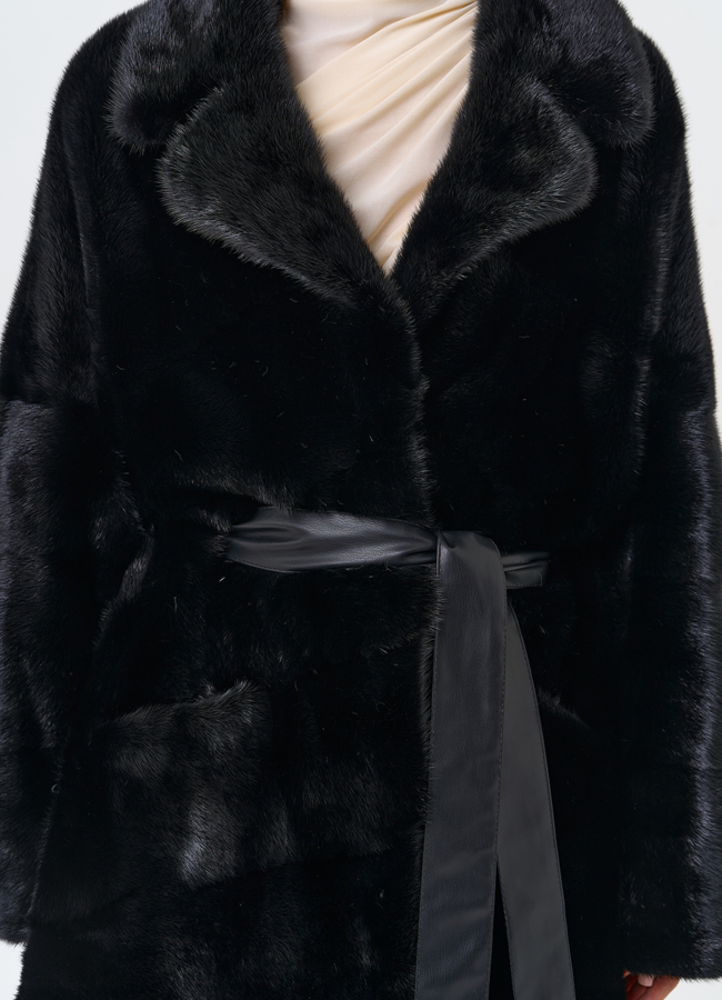 Шуба с английским воротником модель № 31199 в рассрочку