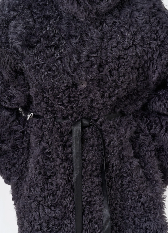 Женская двухсторонняя дубленка с декоративным поясом модель № 31617 универмаг малина