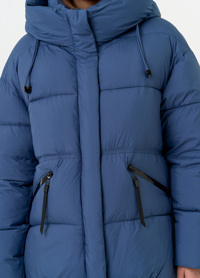 Женский пуховик синего цвета с капюшоном модель № 31534 универмаг малина