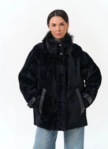 Женская дубленка с воротником стойкой фото