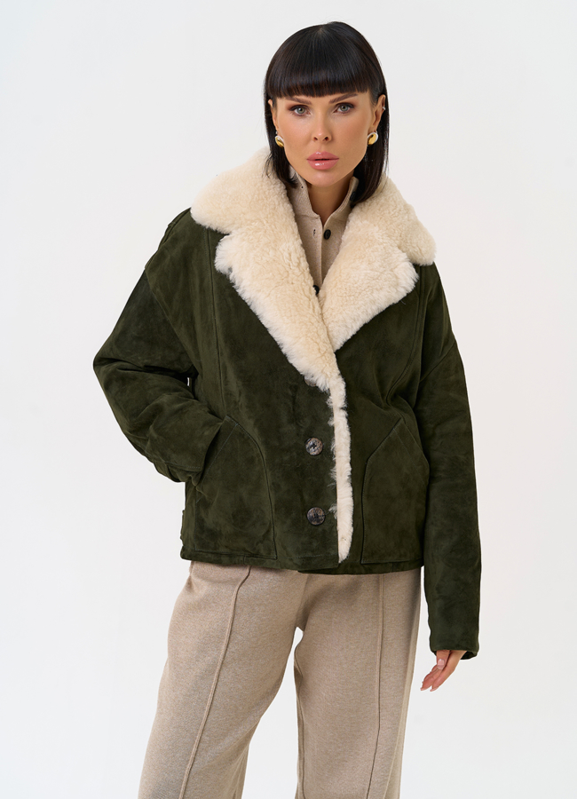 Пуховик из натуральной замши с английским воротником модель № 31565 меха малина