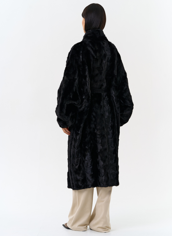 Шуба из меха норки с поясом