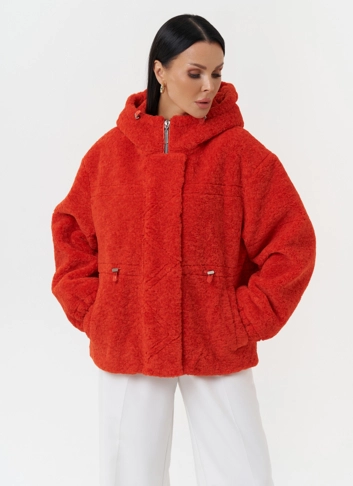 Куртка из эко меха с капюшоном