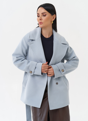 Укороченное пальто с поясом