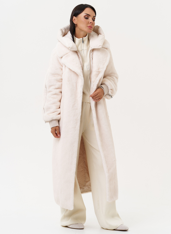 Женская шуба со съёмным капюшоном